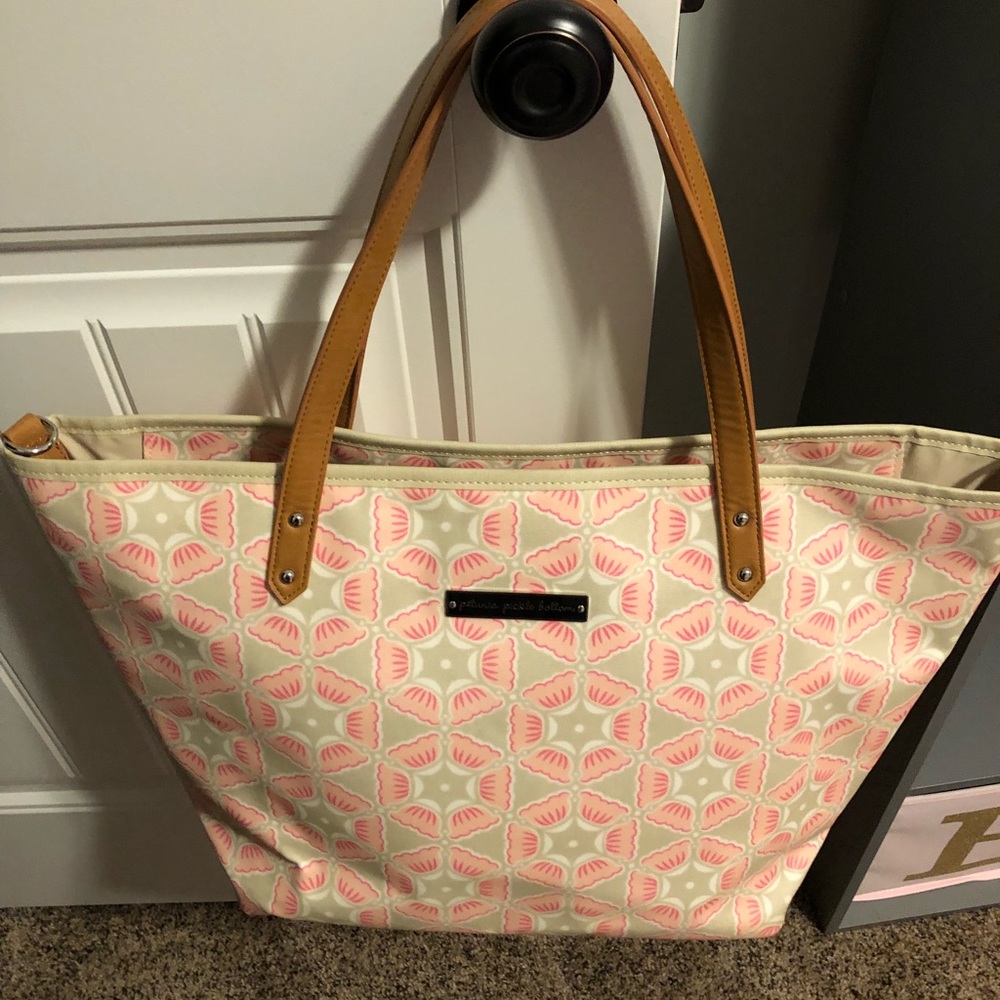 Petunia pickle bottom downtown tote
